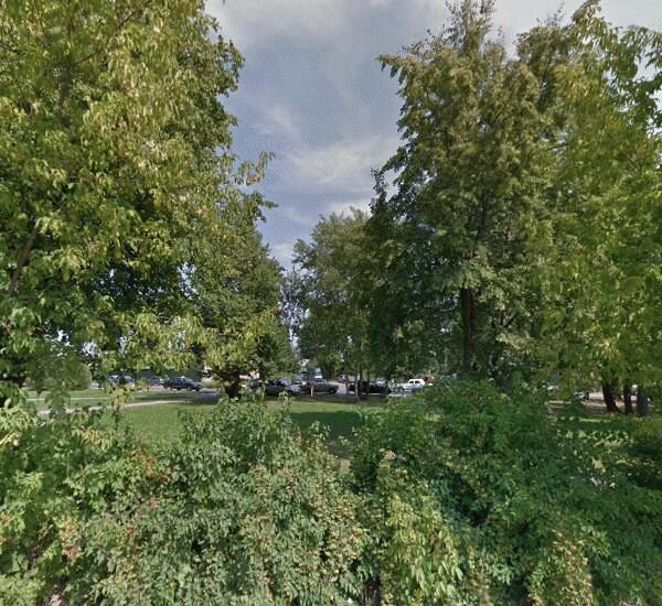 Банкомат Сбербанка России по адресу улица Леона Поземского 92